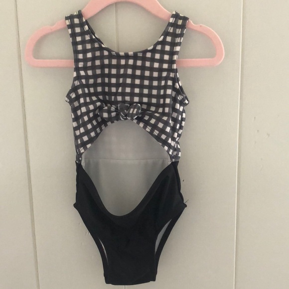 Swimsuit, 18 months - Picture 1 of 3